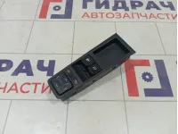 Блок управления стеклоподъемниками Lada Vesta 8450006932