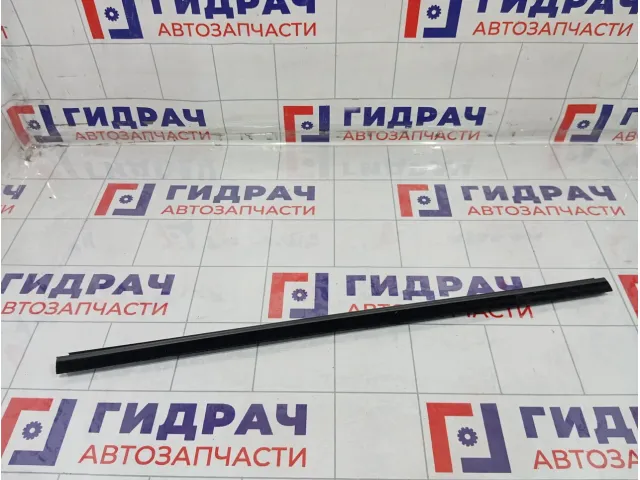 Уплотнитель стекла заднего правого Lada Vesta Cross 8450007853