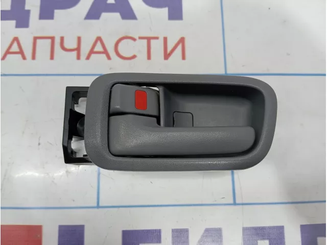 Ручка двери внутренняя левая Toyota Land Cruiser 100 69206-30150-A0