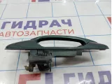 Ручка двери задней наружная левая Toyota Land Cruiser 100 69240-60080-G0