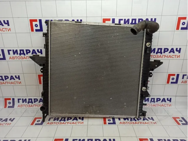 Радиатор основной Land Rover Discovery 3 (L319) PCC500041