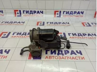 Насос регулировки подвески Land Rover Discovery 3 (L319) RQG500090