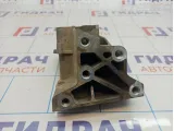 Кронштейн двигателя правый Land Rover Freelander II (L359) LR001216