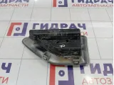 Накладка переднего крыла правого Land Rover Freelander 2 LR001658