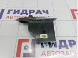 Кнопка стеклоподъемника передняя правая Land Rover Range Rover (L322) YUD501960