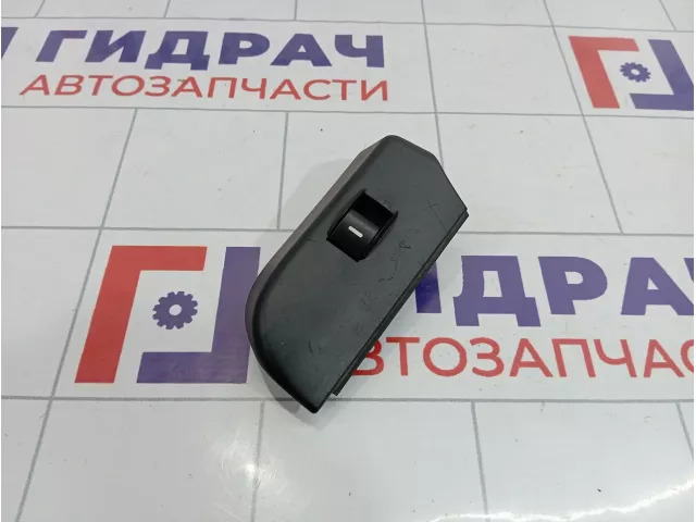 Кнопка стеклоподъемника задняя правая Land Rover Range Rover (L322) YUF000072PVA