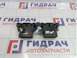 Дефлектор воздушный центральный Land Rover Range Rover (L322) JBD500240PUY