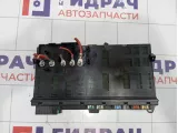 Блок предохранителей Land Rover Range Rover (L322) YQE500380