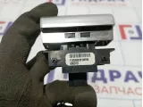 Кнопка стояночного тормоза Land Rover Range Rover (L322) YUG500391MVM