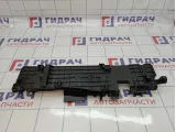 Кронштейн радиатора правый Land Rover Range Rover (L322) PCN500130