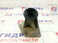 Кронштейн промежуточного вала Land Rover Range Rover (L322) TAU500130