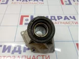 Кронштейн промежуточного вала Land Rover Range Rover (L322) TAU500130