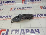 Кронштейн передней балки правый Lexus GS450h (L10) 57305-30040