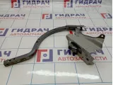 Петля крышки багажника Lexus IS250 (XE30) 64510-53070