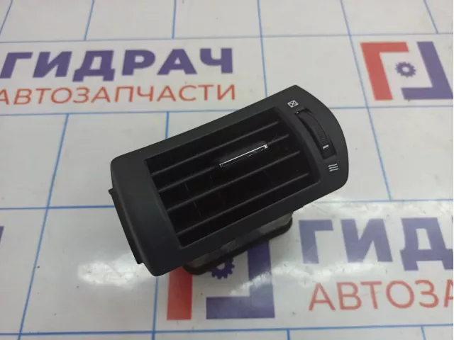 Дефлектор воздушный правый Lexus RX350 (AL10) 55660-48070-C0