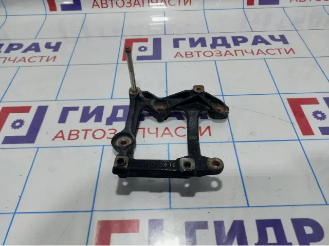 Кронштейн кондиционера Lexus RX270 (AL10) 12502-36010