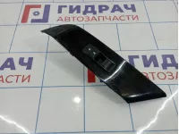 Кнопка стеклоподъемника передняя правая Lexus RX270 (AL10) 84810-48010