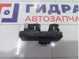 Блок управления стеклоподъемниками Lifan Solano B3746120