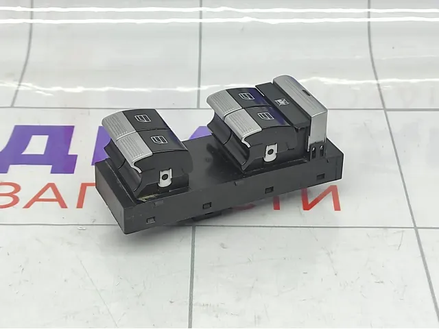 Блок управления стеклоподъемниками Lifan Solano B3746120A2