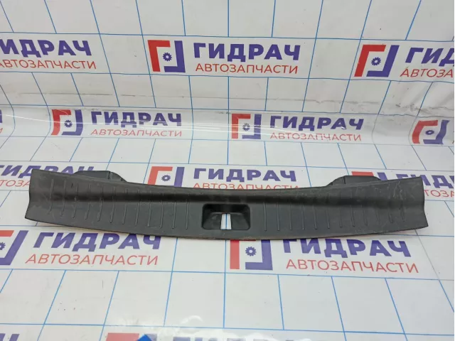 Обшивка багажника на заднюю панель Lifan X60 S5602110B28