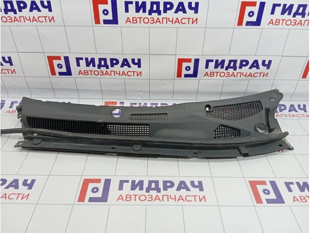 Решетка стеклоочистителя левая Lifan X60 S5304110