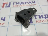 Кронштейн передней балки правый Mazda Mazda 3 (BM) KDY0-34-88X