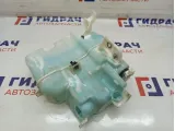 Бачок омывателя лобового стекла Mazda Mazda6 (GJ) GHP9-67-481. Дефект крепления.