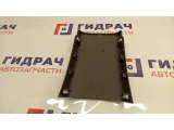Накладка подлокотника Mazda CX-7 EG21-64-424A-02. Царапины.