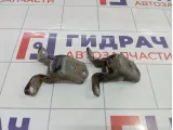 Петли двери передней левой Mazda CX-7