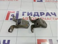Петли двери передней левой Mazda CX-7