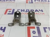 Петли двери передней левой Mazda CX-7