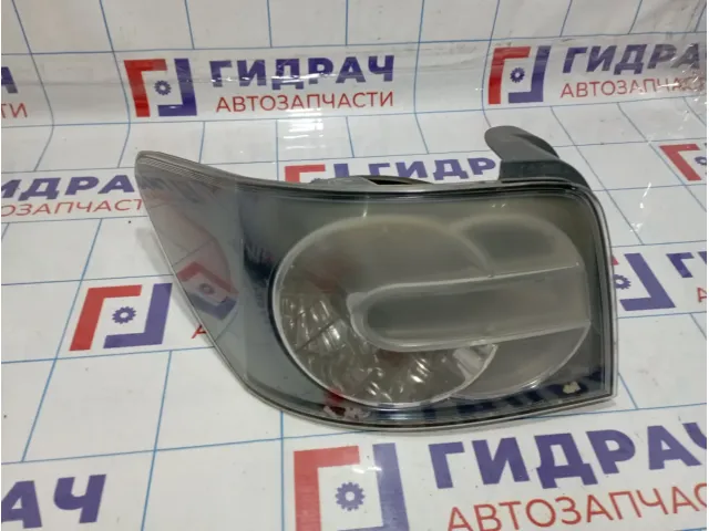 Фонарь задний левый Mazda CX-7 E221-51-160B