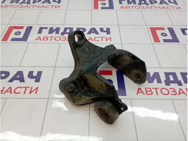 Кронштейн опоры КПП Mazda CX-7 L230-39-08YC