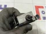 Замок капота правый Mercedes-Benz GL-класс A2048704458
