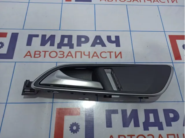 Ручка двери внутренняя передняя левая Mercedes-Benz CLA 200 (C117) . С накладкой.