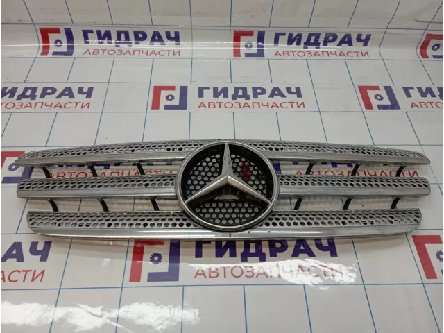 Решетка радиатора Mercedes-Benz ML55AMG (W163) 1638801185