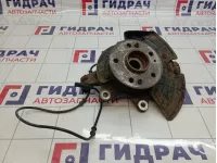 Кулак поворотный передний левый Mercedes-Benz ML (W163) 1633320101