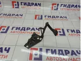 Крючок капота Mercedes-Benz ML (W163) 1638800660