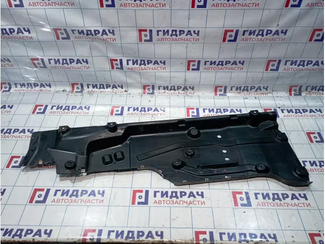 Защита антигравийная правая Mercedes-Benz GL (X166) 1666808607