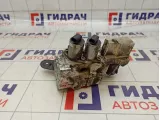 Блок клапанов Mercedes-Benz GL (X166) 1663201158