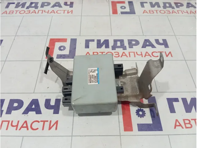 Блок управления рулевой рейкой Mitsubishi ASX 8633A031