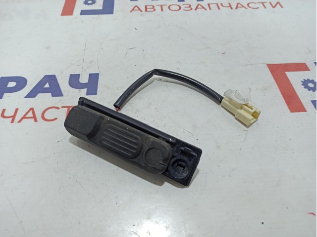 Кнопка открывания багажника Mitsubishi ASX 5810A046.