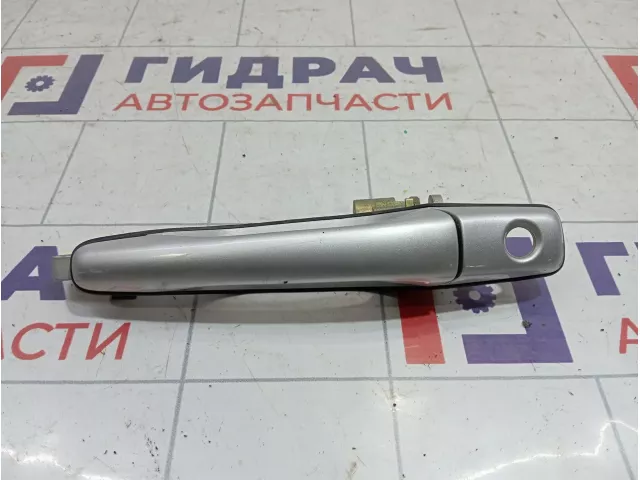 Ручка двери наружная передняя левая Mitsubishi Airtrek MR526105