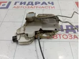 Замок двери передний правый Mitsubishi Airtrek MR970618