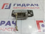 Ручка двери багажника Mitsubishi Airtrek MR556095