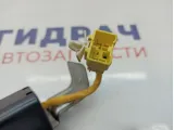 Выключатель пассажирской подушки безопасности Mitsubishi L200 8610A047.