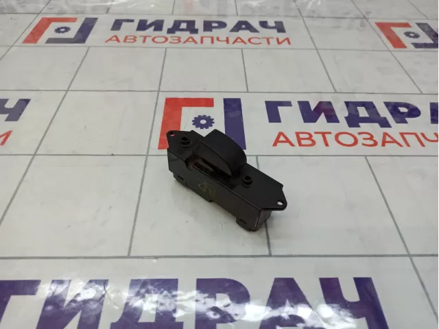 Кнопка стеклоподъемника заднего правого Mitsubishi Lancer X 8608A066