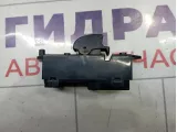 Кнопка стеклоподъемника Mitsubishi Lancer X (CY) MR587944