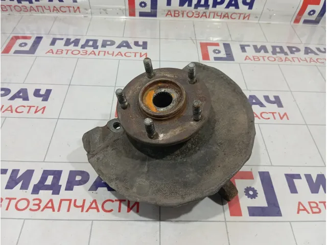 Кулак поворотный передний левый Mitsubishi Lancer 3870A011