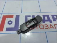 Накладка кнопки стеклоподъемника задней Mitsubishi Lancer (CS) MN124983HA